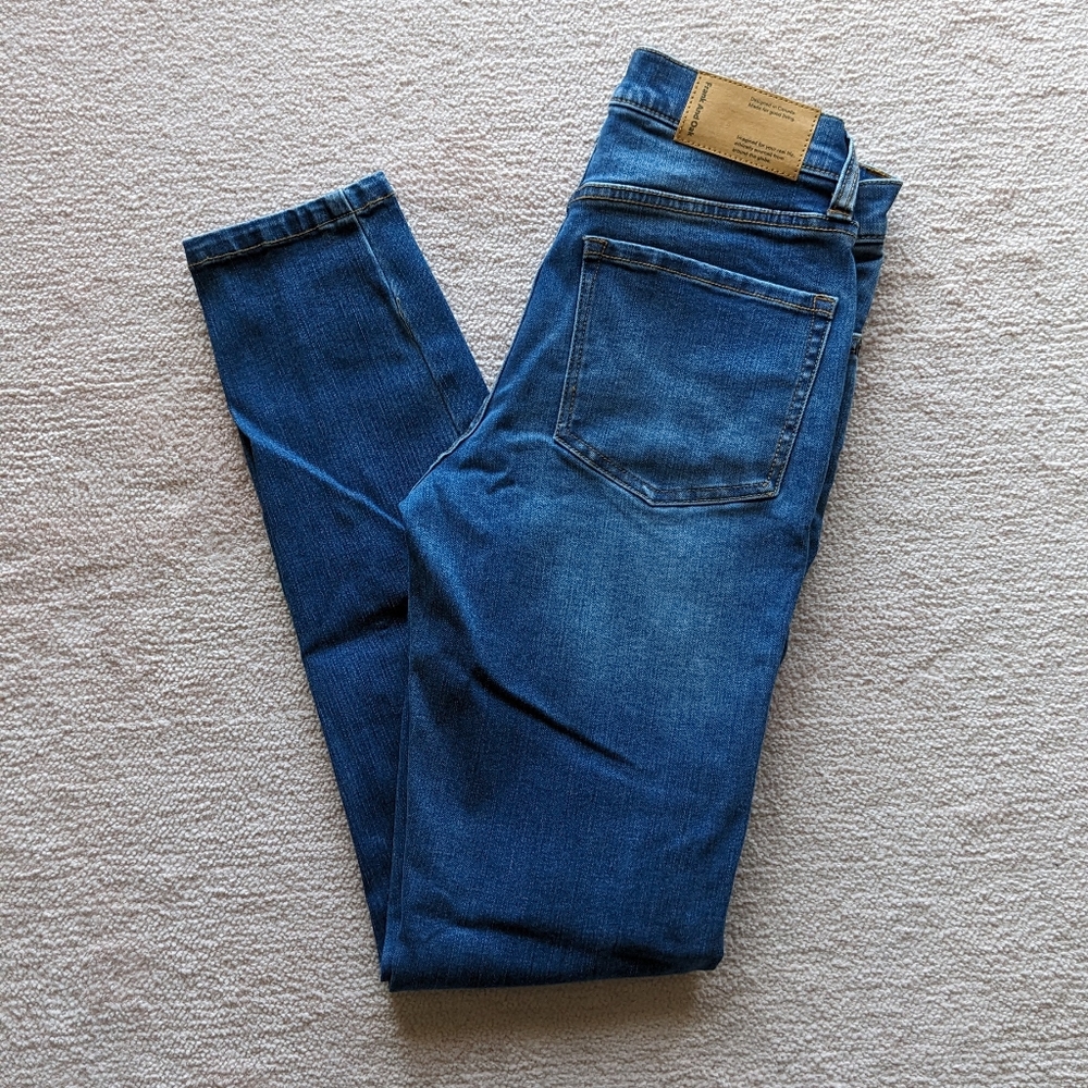 NWT Frank & Oak Debbie jeans, size 25